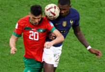 مباراة بدنية شاقة لمنتخب المغرب وفرنسا في دور ثمن النهائي
