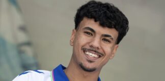آدم أزنو ينتقل إلى مالقا الإسباني على سبيل الإعارة