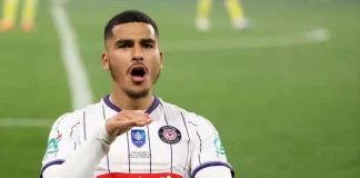 إلتشي يفاوض تورينو لضم زكرياء أبو خلال على سبيل الإعارة